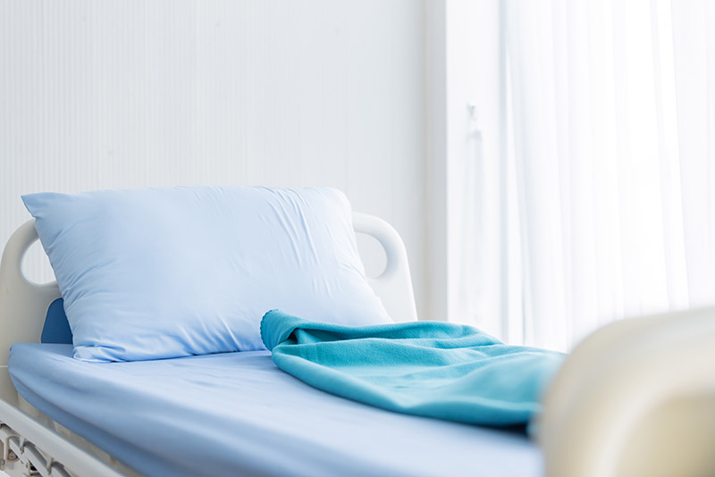 ผู้ป่วยติดเตียง ต้องนอนบนเตียงผู้ป่วยนาน ๆ กับอาการข้างเคียงที่พบบ่อย