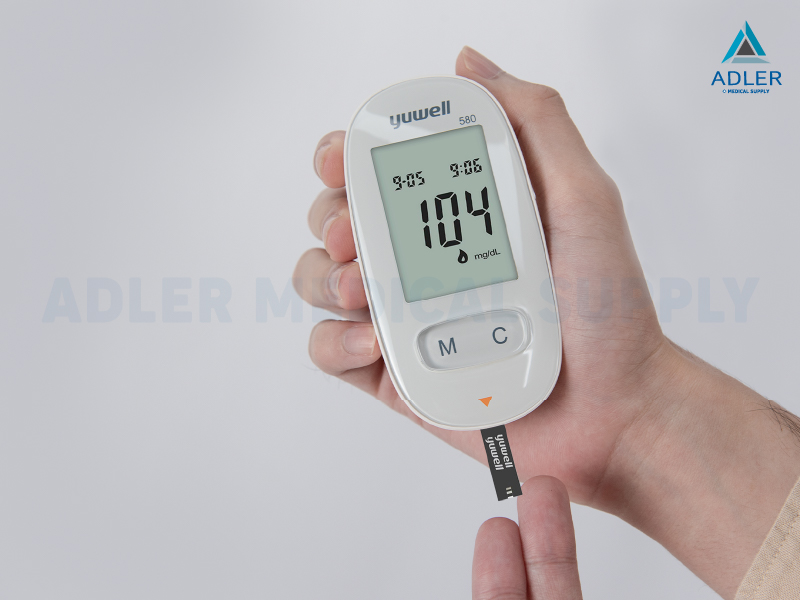 เครื่องตรวจวัดระดับน้ำตาลในเลือด YUWELL Blood Glucose Meter รุ่น 580