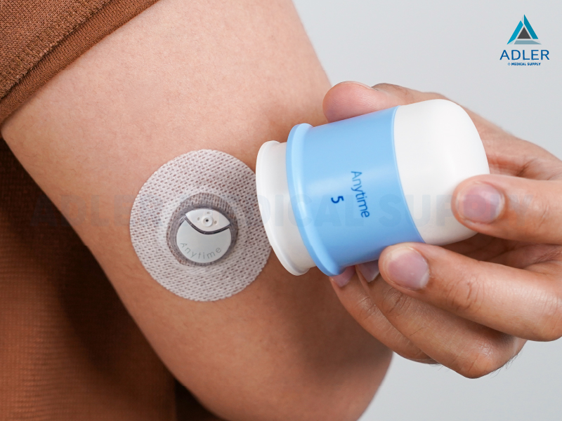 เครื่องตรวจน้ำตาลในเลือดแบบต่อเนื่อง CGM Yuwell Anytime 5 สีฟ้า